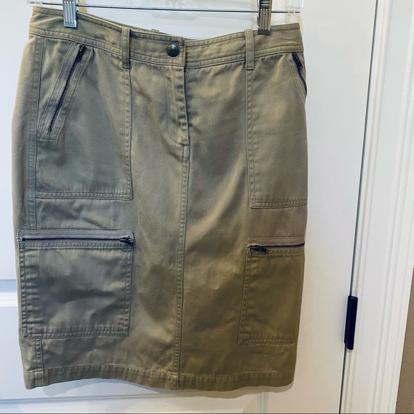 Khaki Pencil Skirt with Zipper In Back - size 2 - Picture 1 of 11